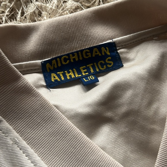 Vintage embroidered Michigan athletics - Picture 3 of 4